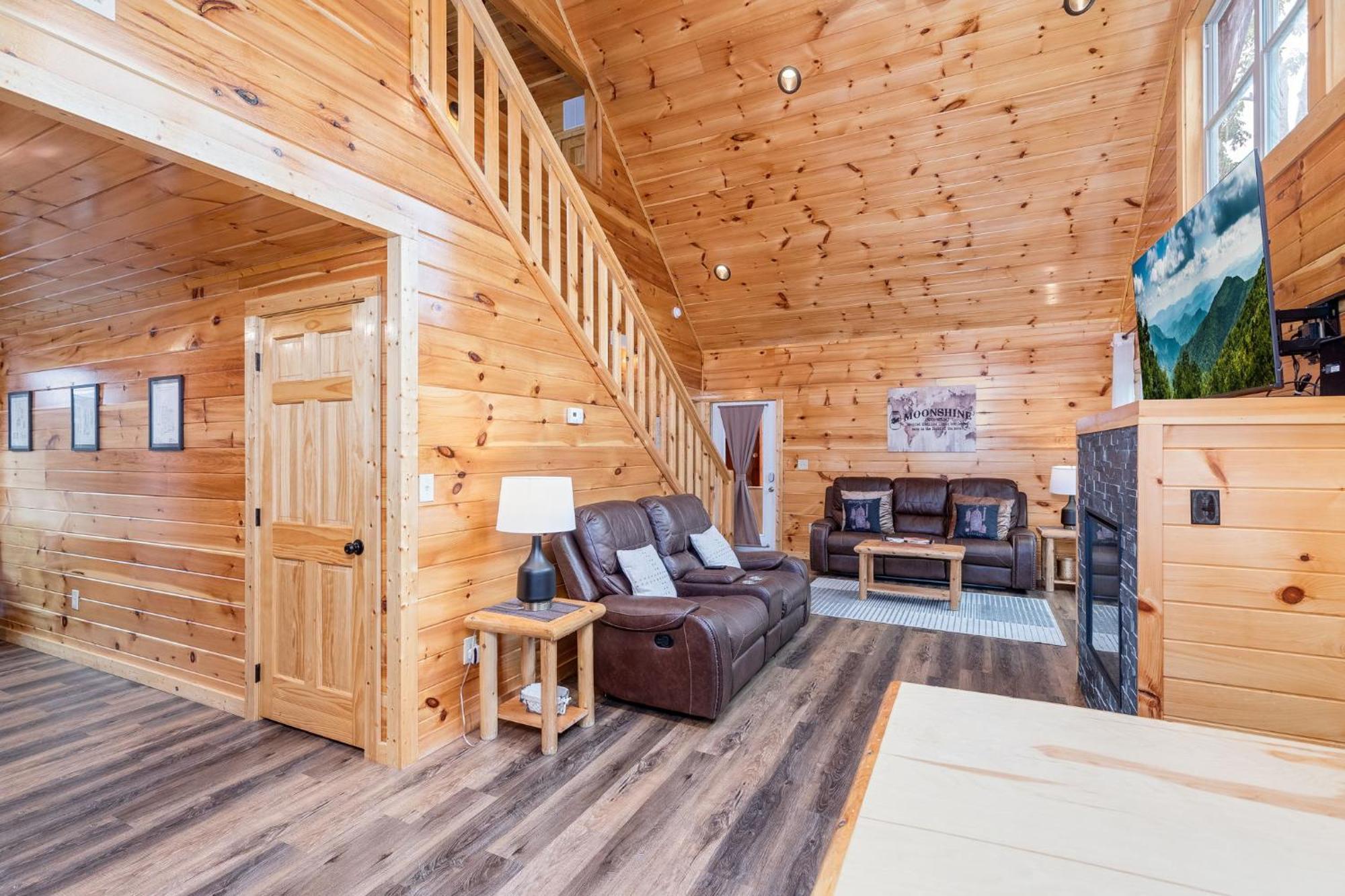 Fully Loaded Cabin In Heart Of Пиджен Фордж Екстериор снимка